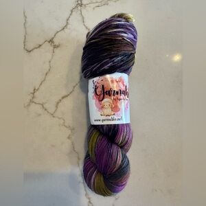 Yarnable Multicolor Yarn Skein